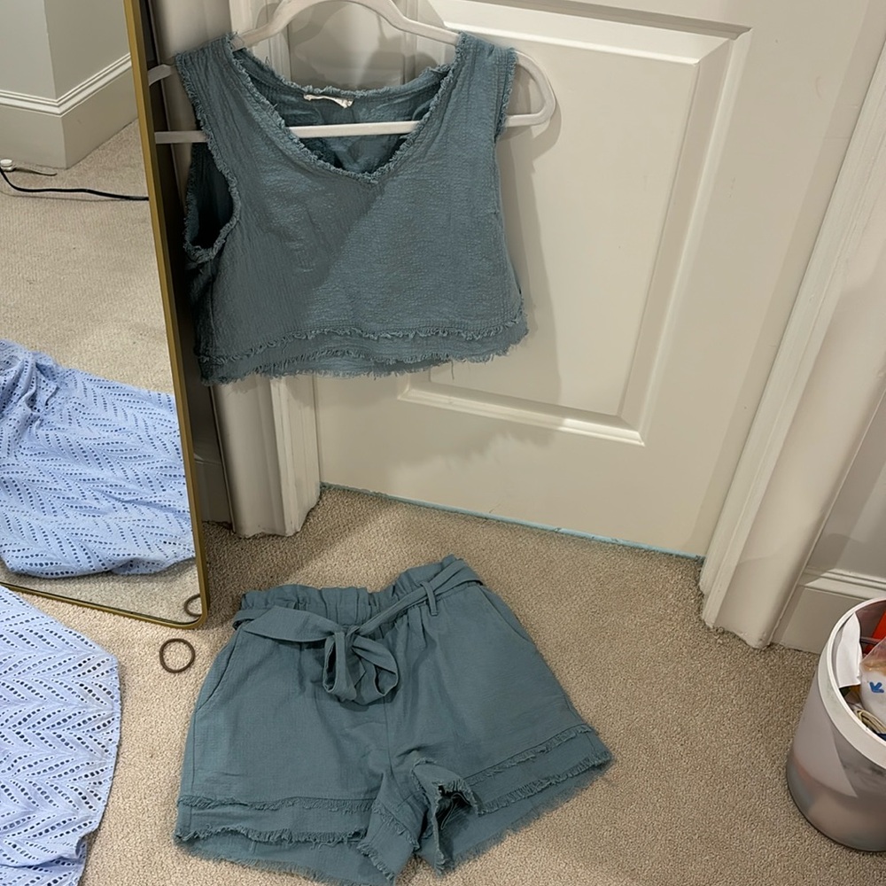 New in teal short/top set